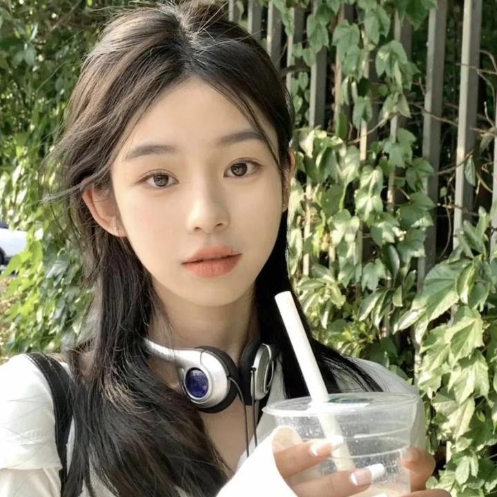 盲柳与睡女