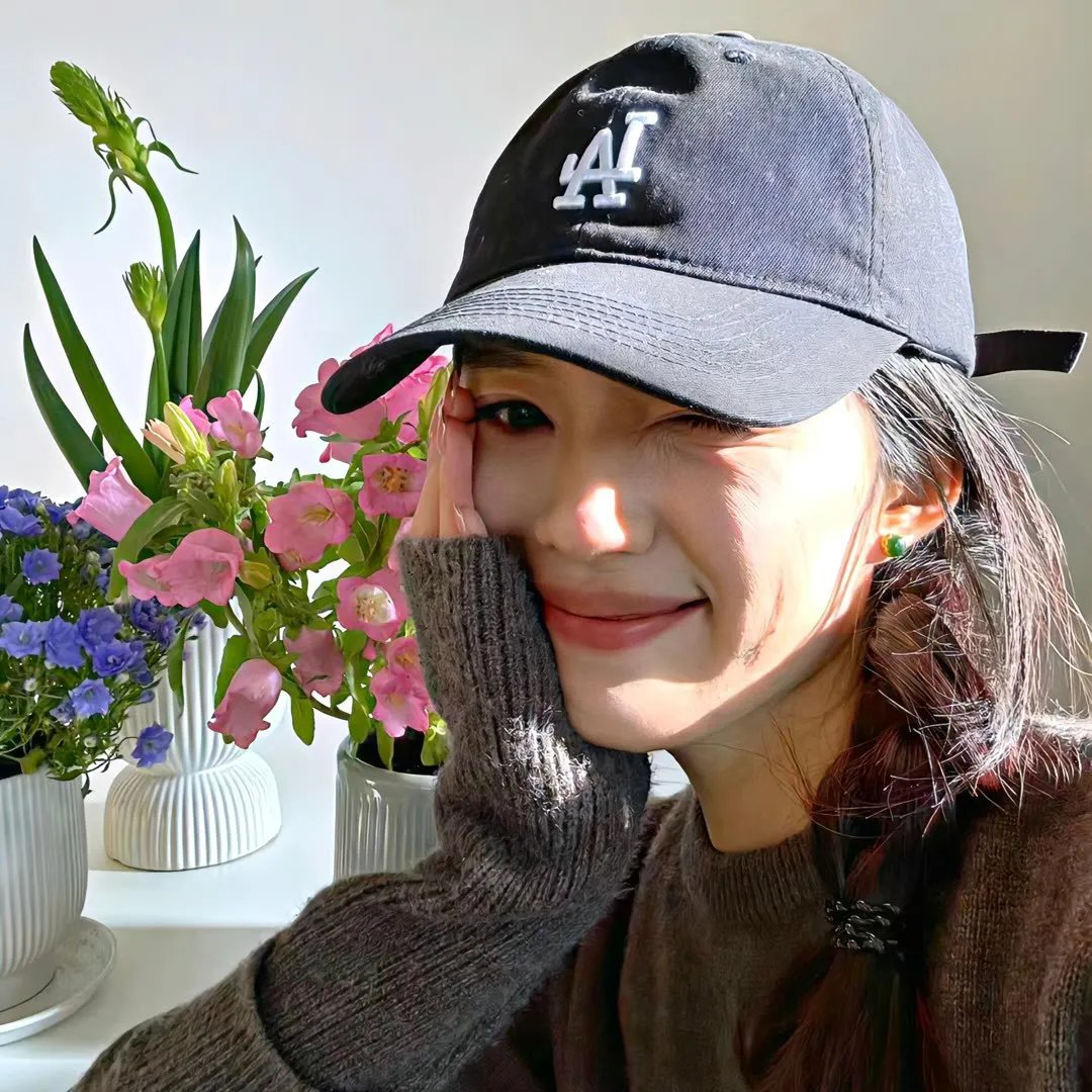 蜘蛛网中的女孩